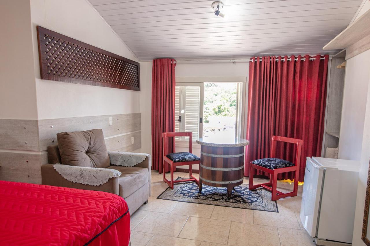 Hotel Pousada Casa Tasca Bento Goncalves Bagian luar foto