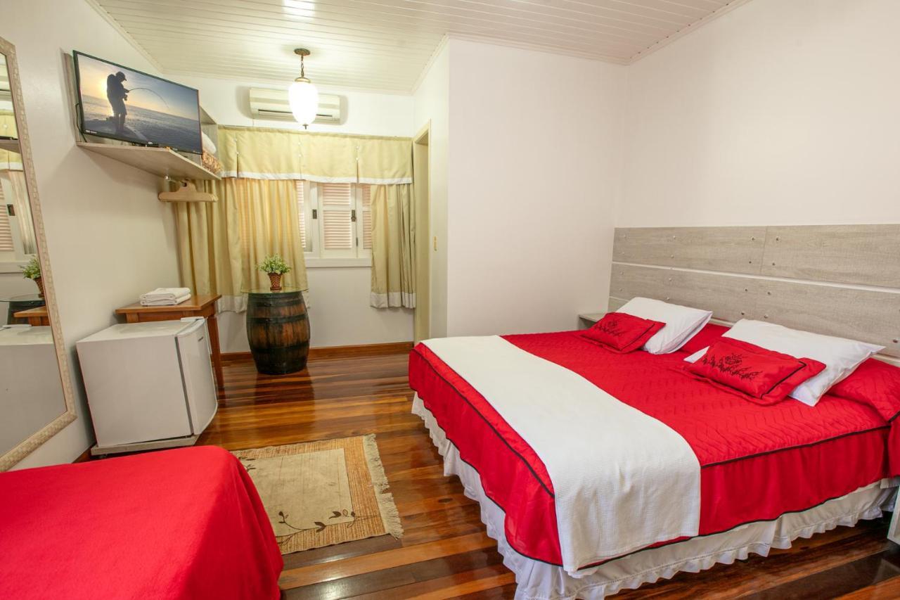 Hotel Pousada Casa Tasca Bento Goncalves Bagian luar foto